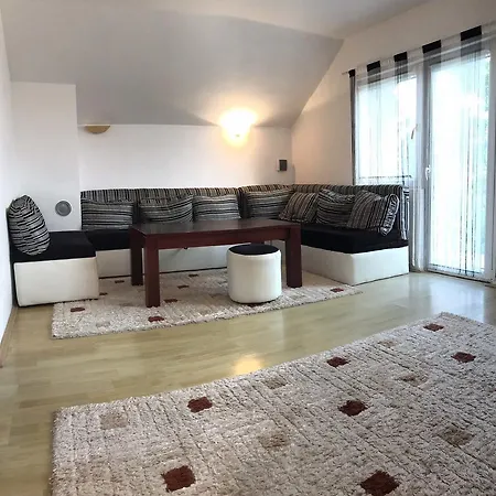 Апартаменты A&b Panonica